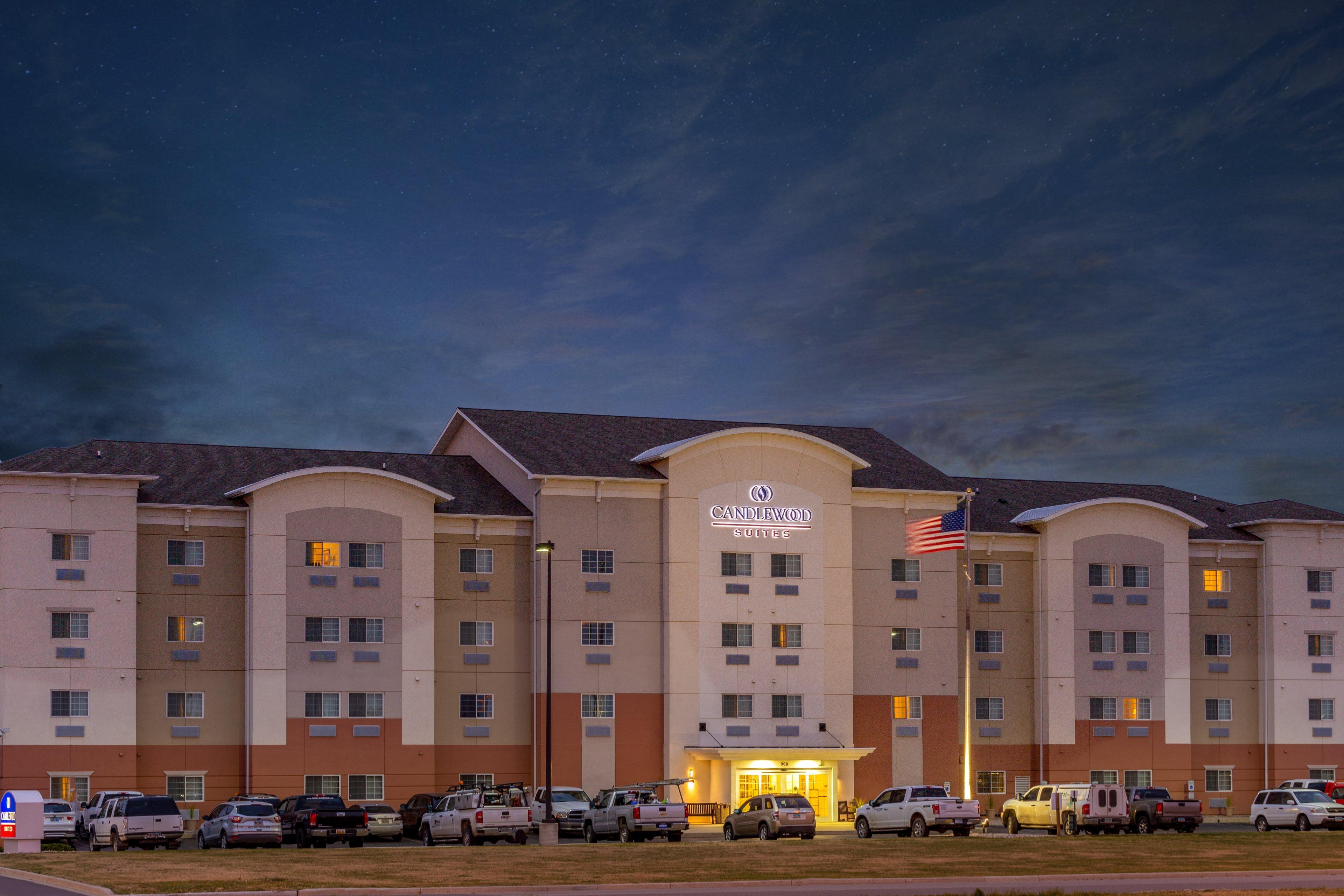 Candlewood Suites Minot By Ihg Exterior foto